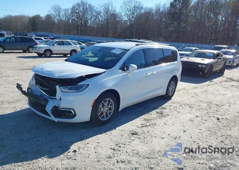 2021 Chrysler Pacifica Touring z USA, uszkodzony, nr VIN 2C4RC1FG1MR556578